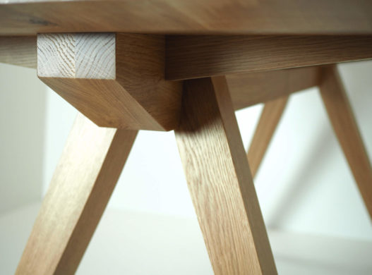 Detailansicht Massivholztisch Hans