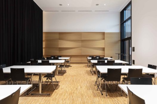 Trewit Klapptisch 220 verchromt