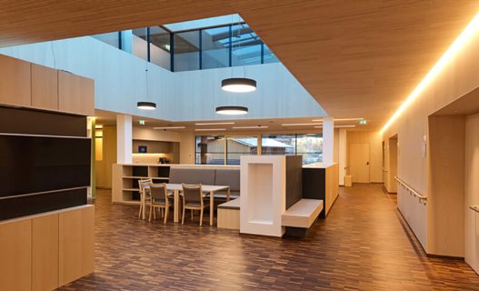 Eingangsbereich des Sozialzentrum Sölden mit unseren Möbeln
