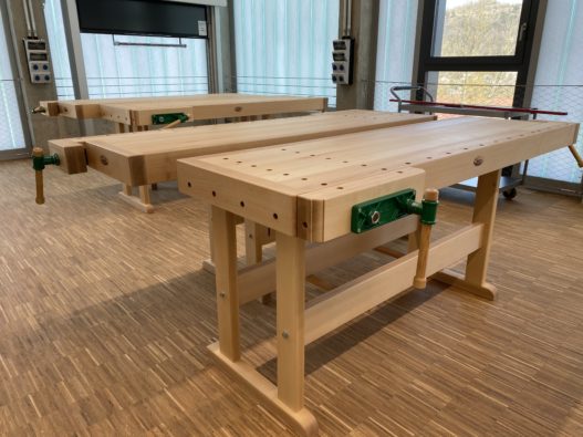 Hobelbänke in Berufsschule Eichstätt Detailansicht